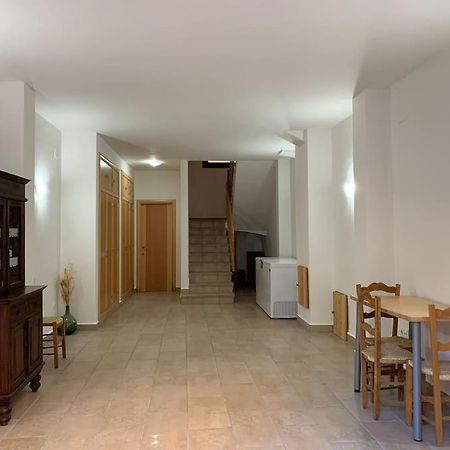 Apartamento Camarena De La Sierra Exterior foto
